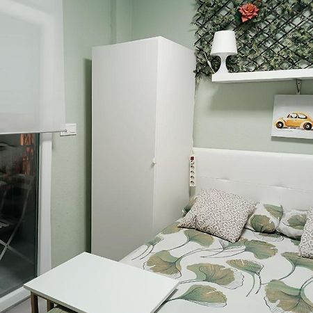 Habitaciones2 Renfe Alicante Bagian luar foto