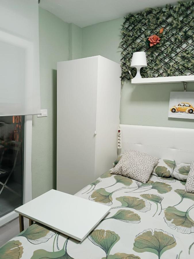 Habitaciones2 Renfe Alicante Bagian luar foto