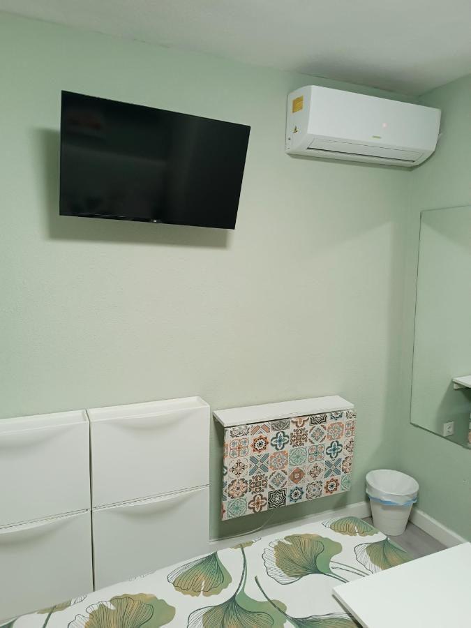 Habitaciones2 Renfe Alicante Bagian luar foto