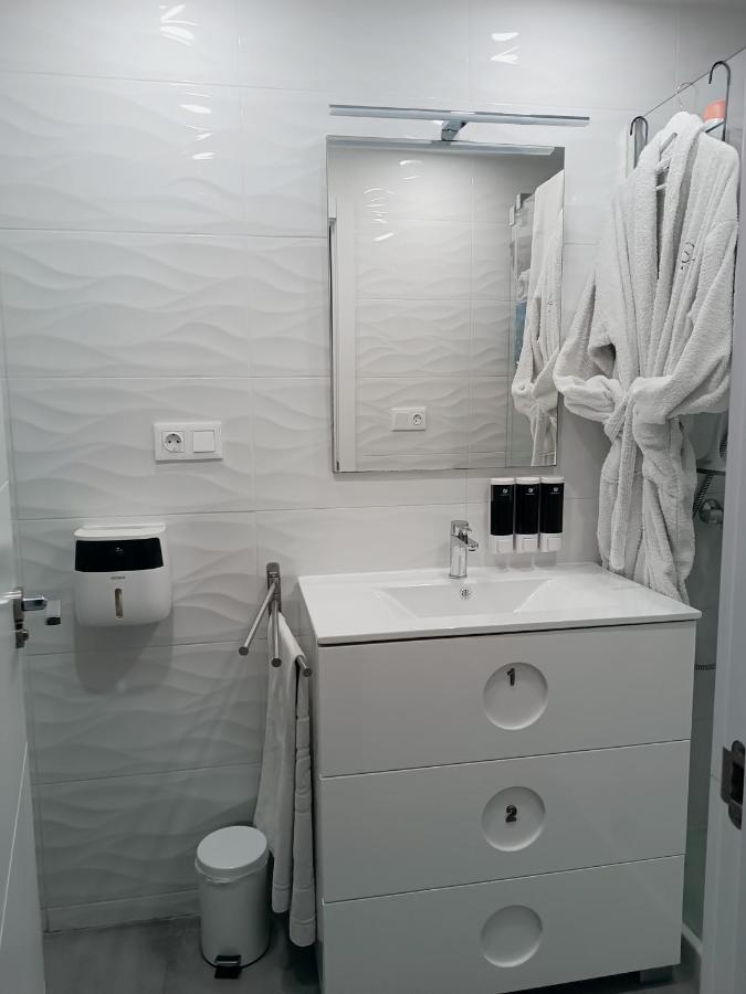 Habitaciones2 Renfe Alicante Ruang foto